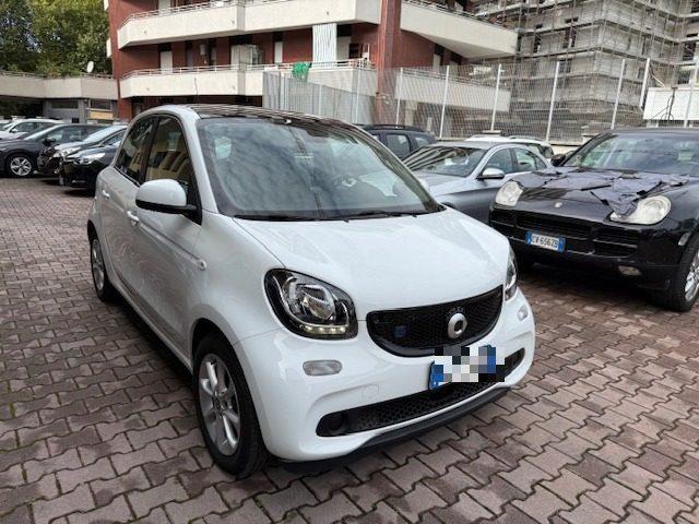 SMART ForFour EQ Prime TETTO PANORAMICO