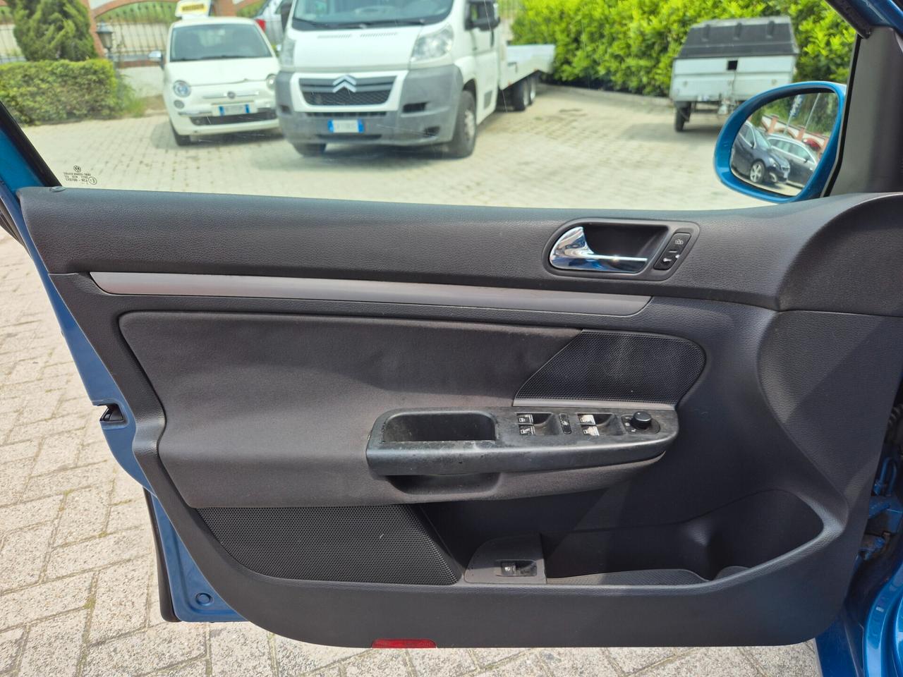 Volkswagen Golf 1.6 /116 cv / Benzina /catena nuova /OK NEOPATENTATI