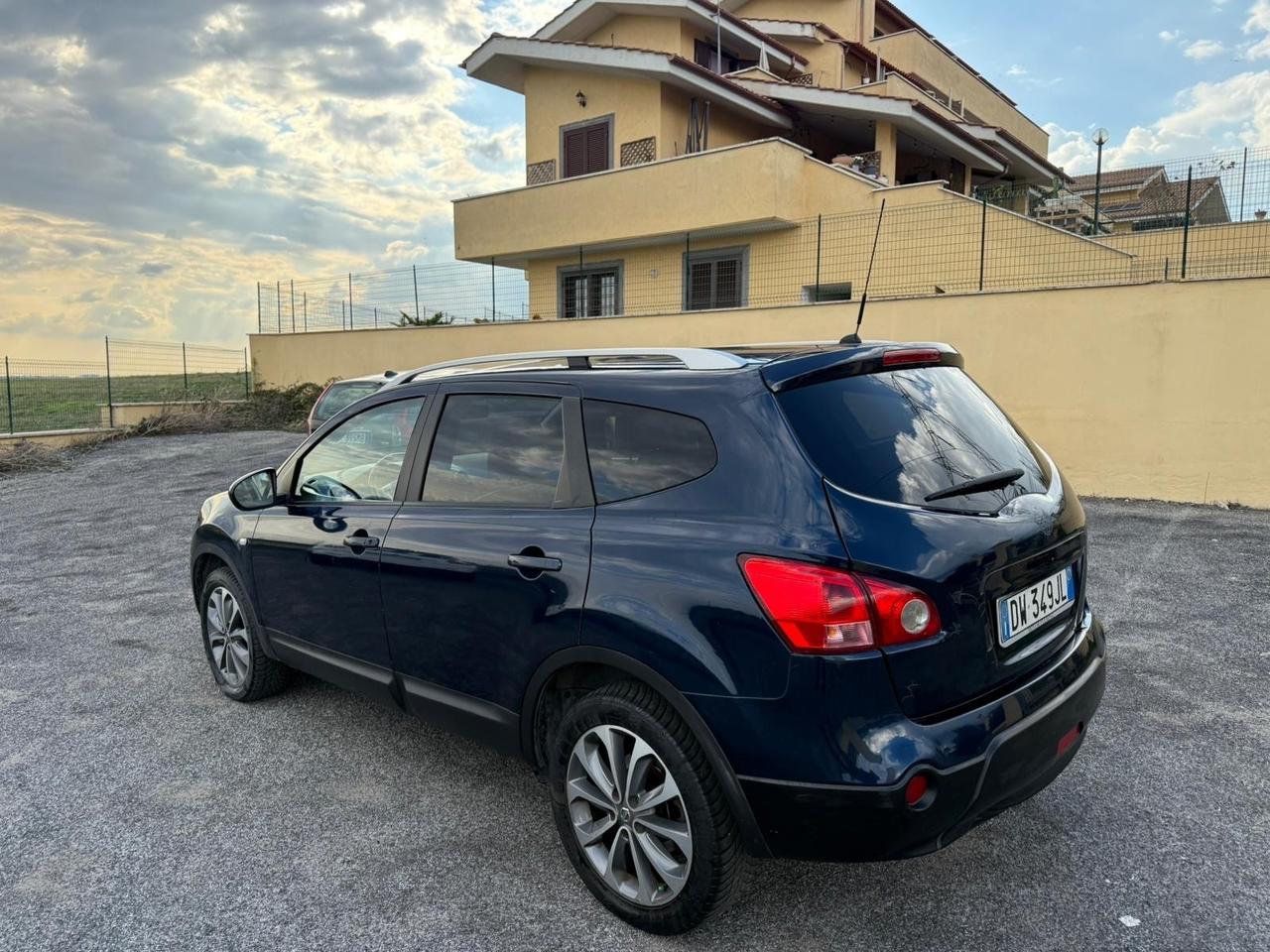 Nissan Qashqai Qashqai+2 2.0 dCi DPF n-tec