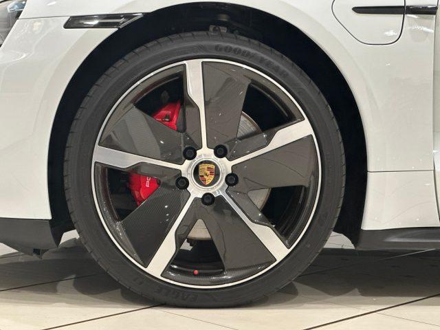 PORSCHE Taycan 4S Performance IVA ESPOSTA