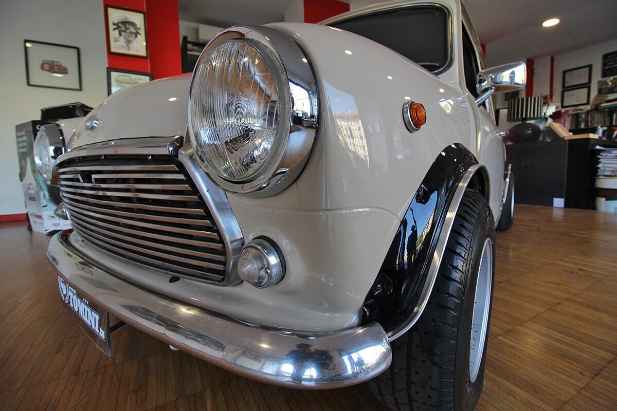 Innocenti Mini Cooper 1000 “VETRONE” B39/1 (1970)