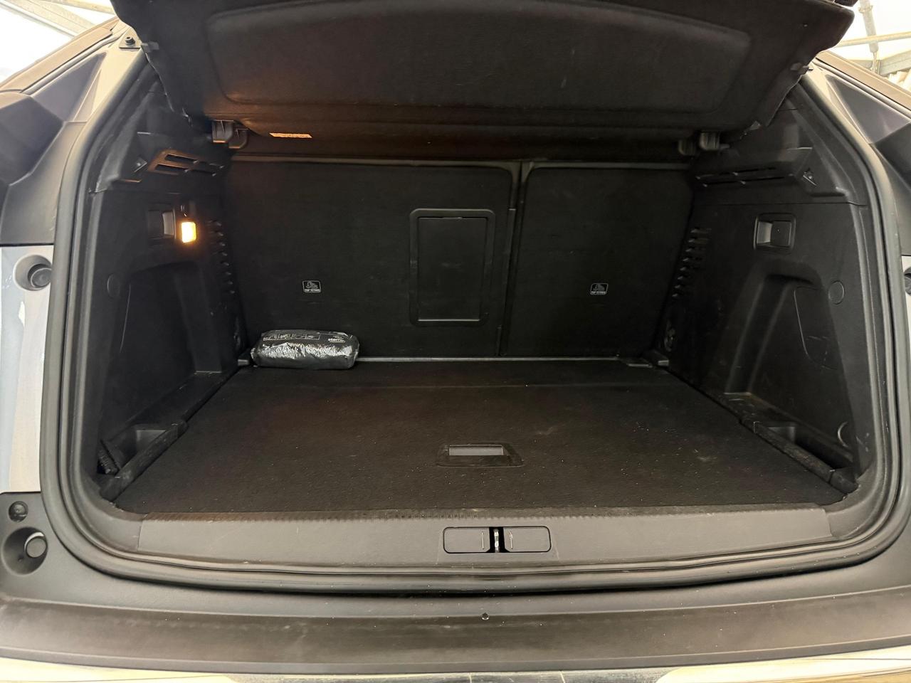 Peugeot 3008 BlueHDi 130 S&S EAT8 Allure Pack