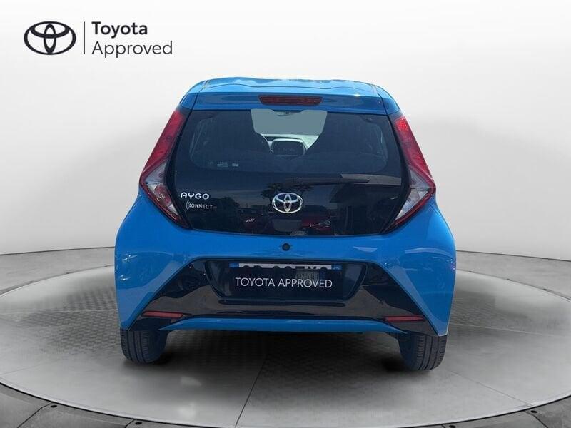 Toyota Aygo Connect 1.0 VVT-i 72 CV 5 porte x-play