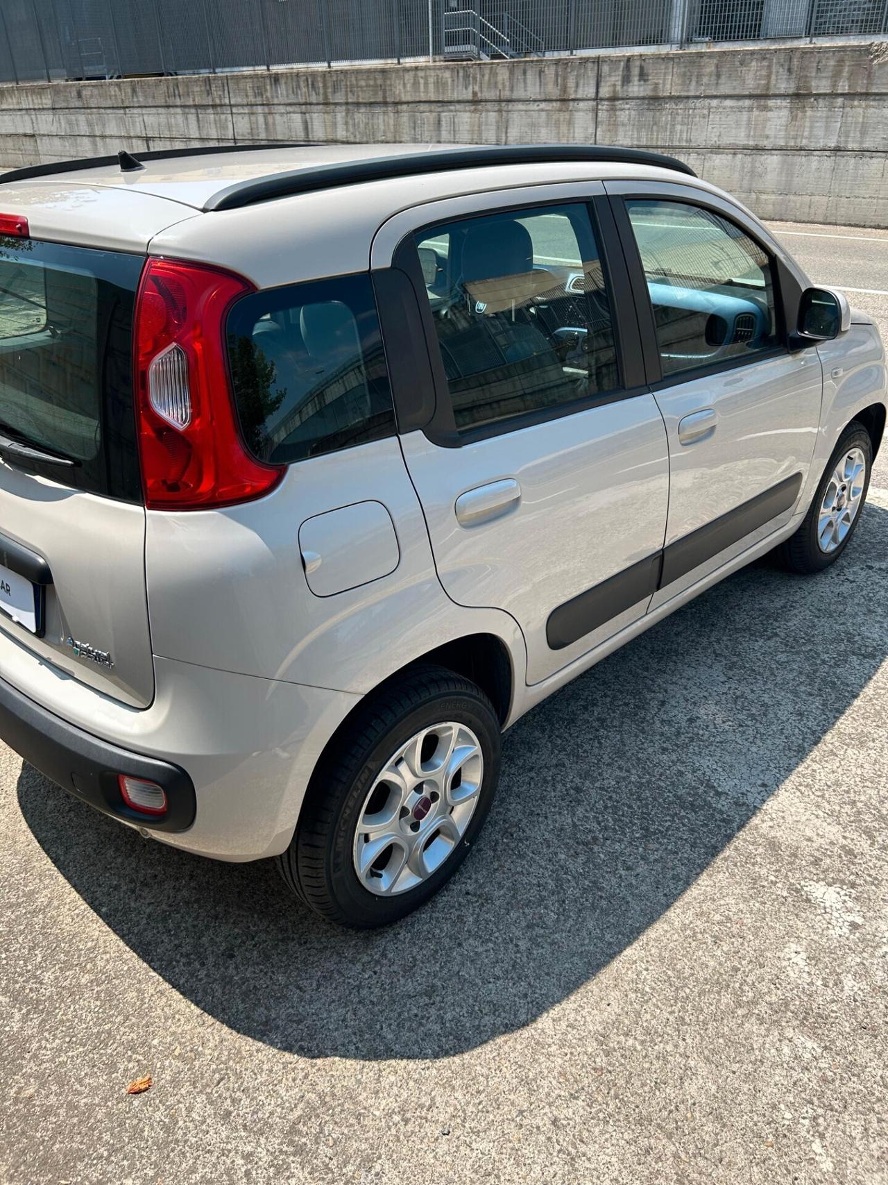 Fiat Panda 0.9 TwinAir Turbo Natural Power Lounge