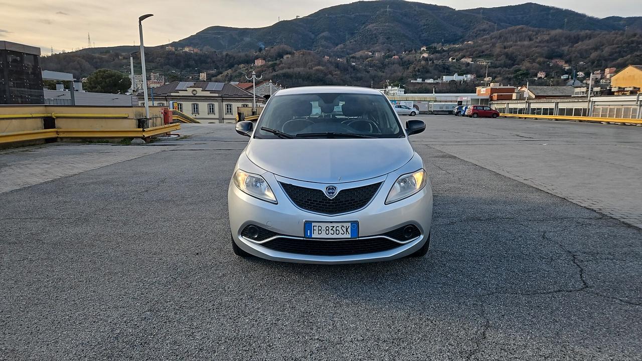 Lancia Ypsilon 1.2 69 CV 80milakm 5 porte GPL Ecochic Platinum
