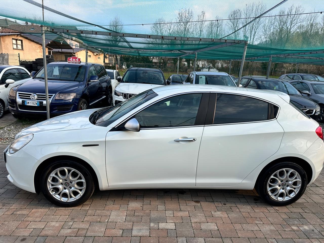 Alfa Romeo Giulietta 1.6 JTDm-2 105 CV Exclusive