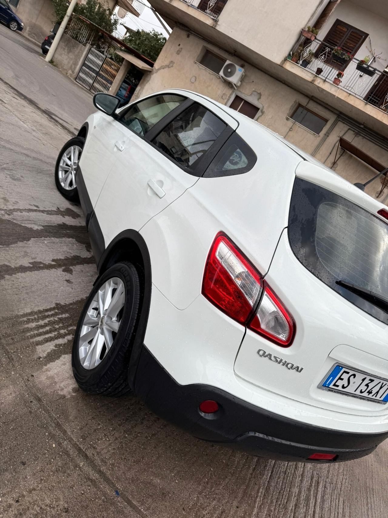 Nissan Qashqai 1.5 dCi DPF 360