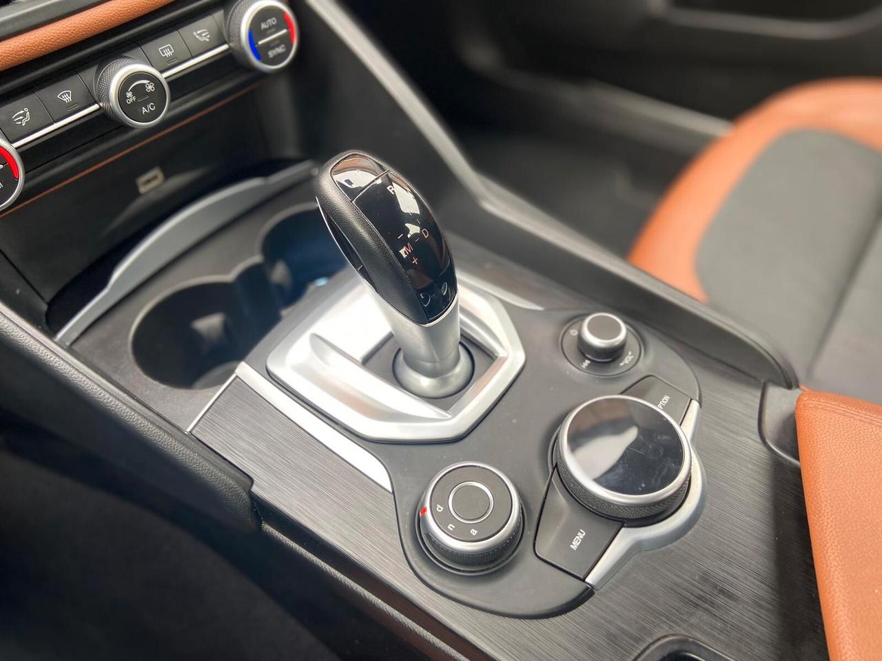 Alfa Romeo Giulia 2.2