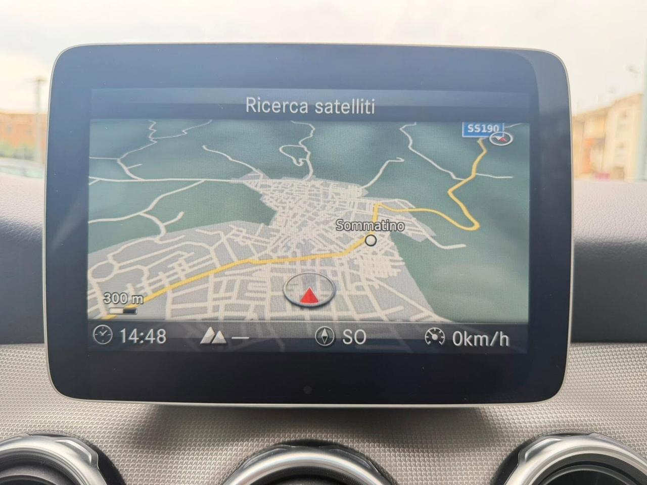 Mercedes-benz GLA 200 d SPORT CERCHI 19