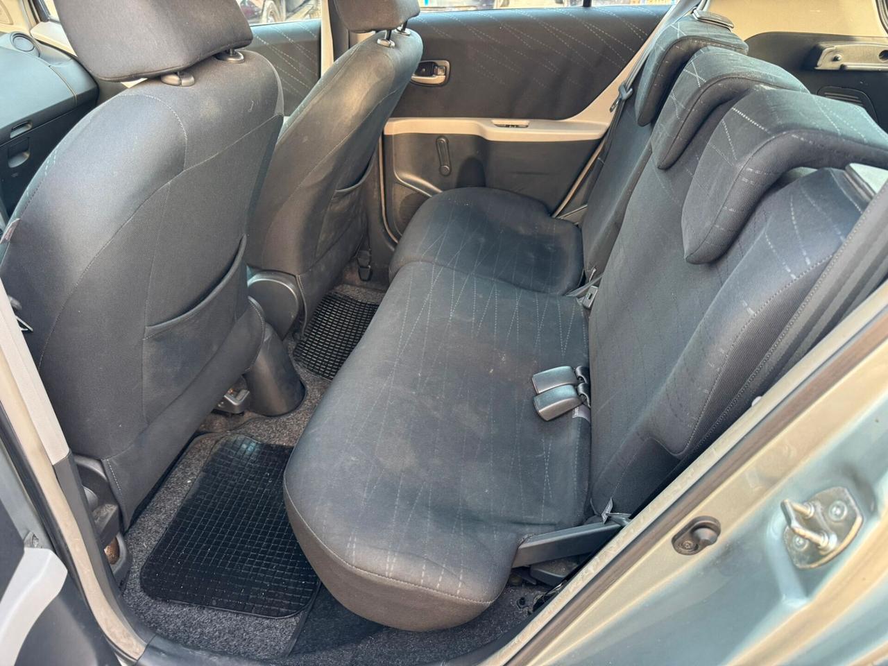 Toyota Yaris 1.4 5 porte M-MT Sol CAMBIO AUTOMATICO