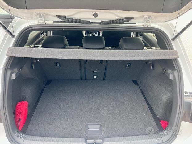 VOLKSWAGEN Golf GTI 2.0 TSI GTI DSG