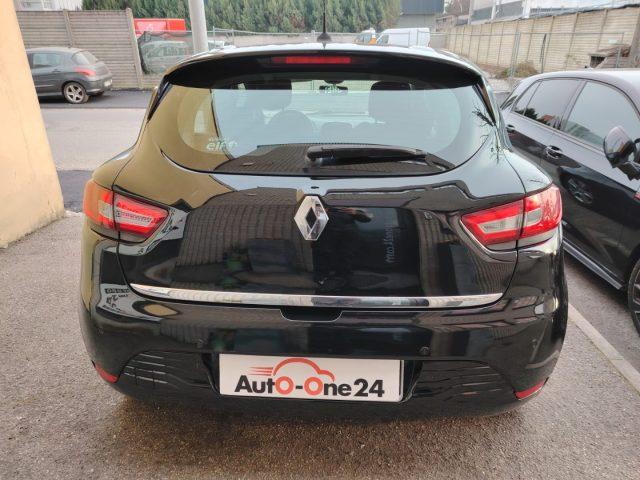 RENAULT Clio 1.2 75CV 5 porte Live NEOPATENTATI