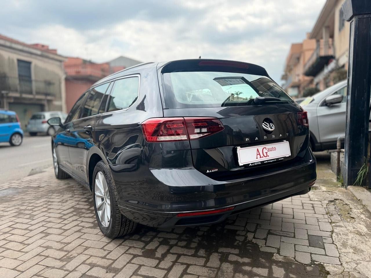 Volkswagen Passat Variant 2.0 TDI DSG Business EVO Full LED