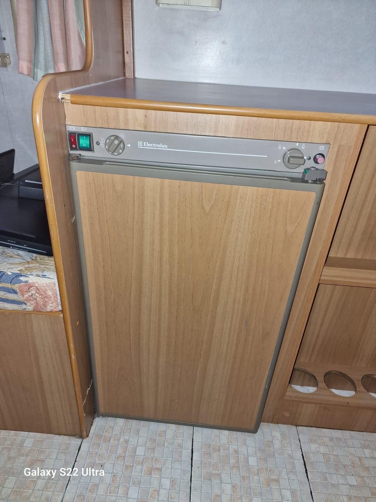 182 MANSARDATO RIMOR Shuttle del 1998 in saldo