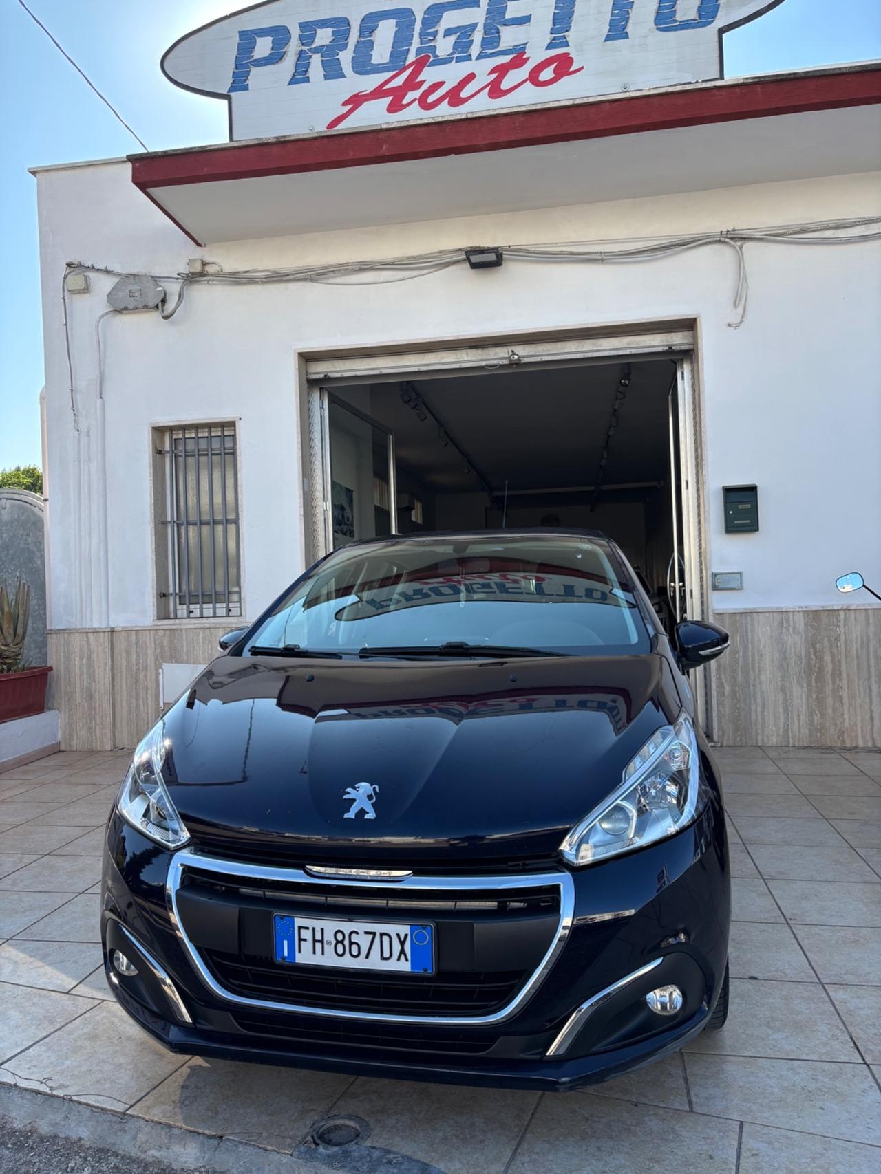 Peugeot 208 BlueHDi 75 5 porte Allure