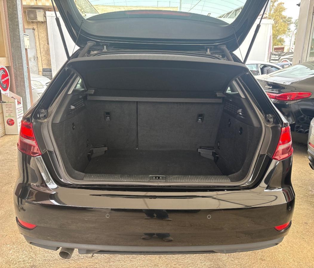 AUDI - A3 - SPB 30 TDI Admired