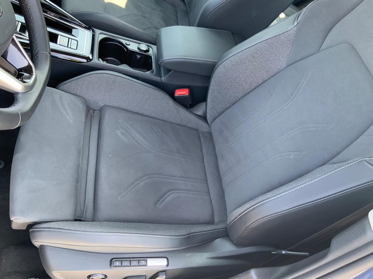 Volkswagen Golf 2.0 TDI 150 CV DSG SCR Style