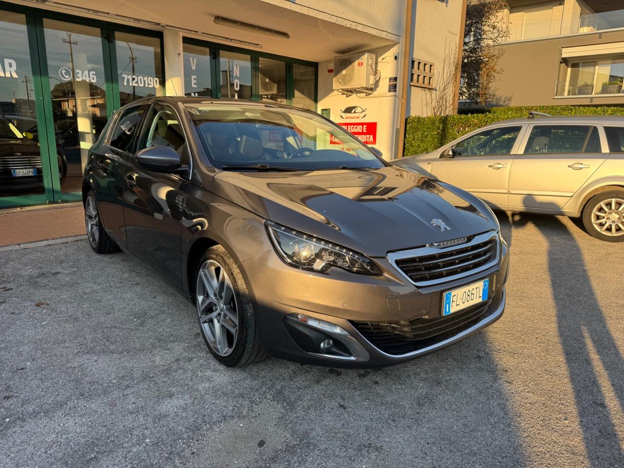 Peugeot 308 BlueHDi 150 S&S Allure