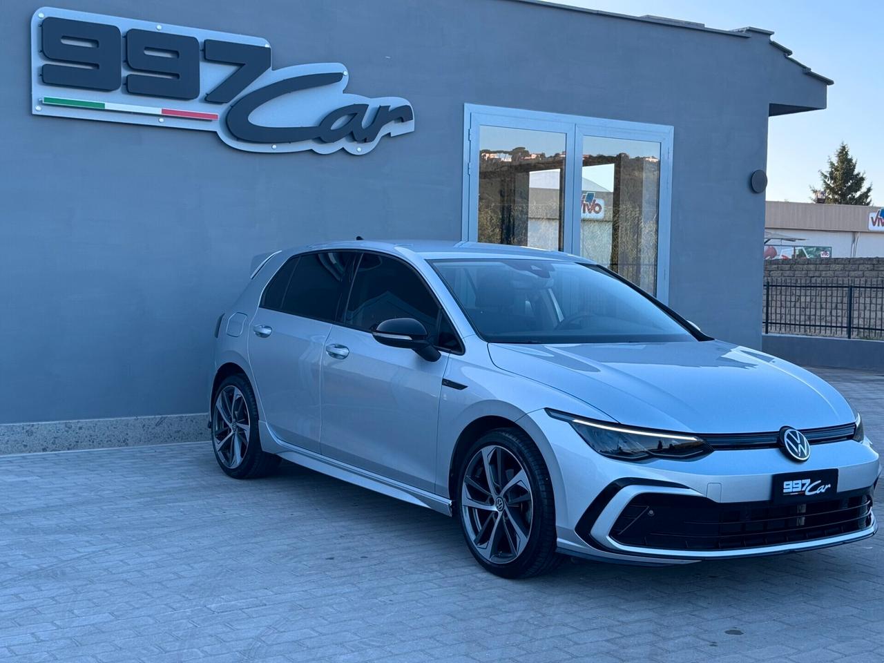 Volkswagen Golf 8 1.0 TSI - NEOPATENTATI - VIRTUAL - PRONTA CONSEGNA