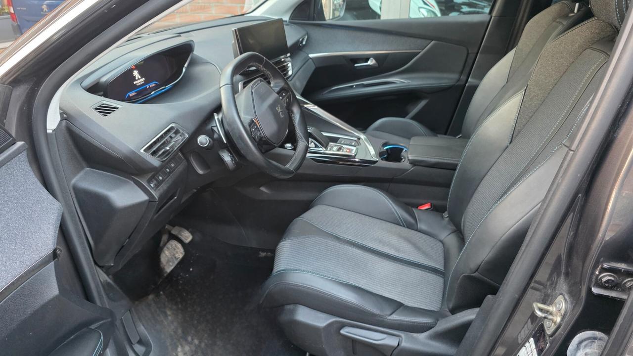 Peugeot 3008 Hybrid 225 e-EAT8 Allure Pack