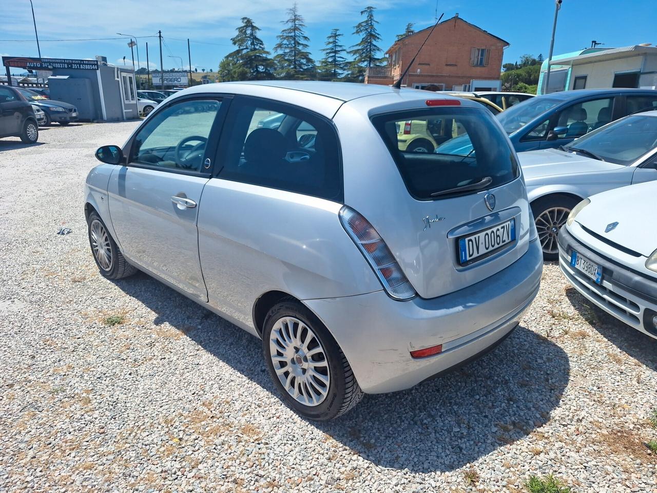 LANCIA YPSILON 2010 GPL 77CV NEOPATENTATI PIENO 24€ 400KM