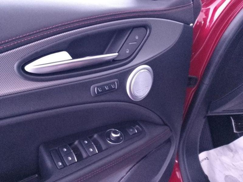 Alfa Romeo Stelvio 2.2 t Tributo Italiano Q4 210cv auto