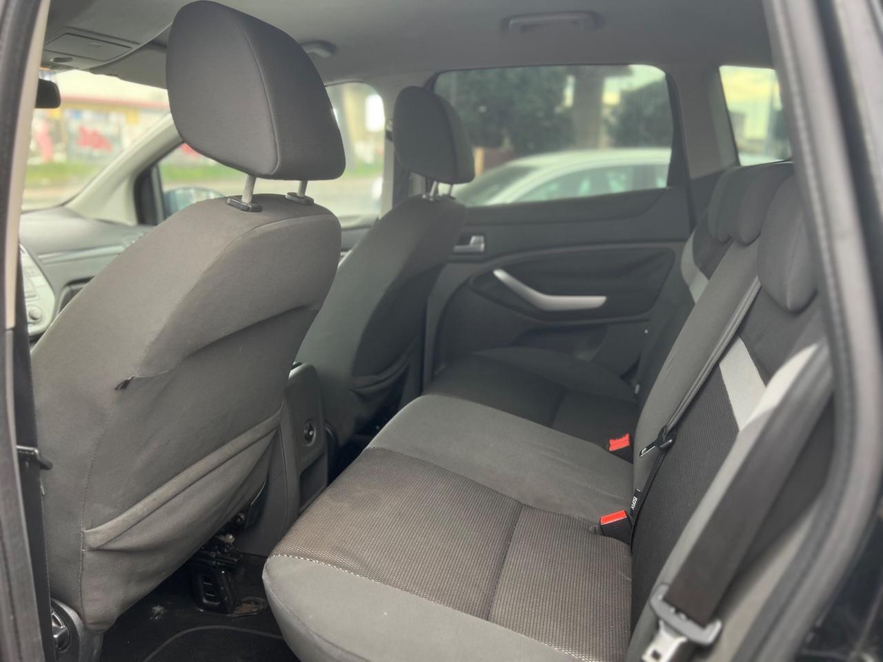 Ford Kuga 2.0 TDCi 140cv SOLO 125.000 KM - 2010