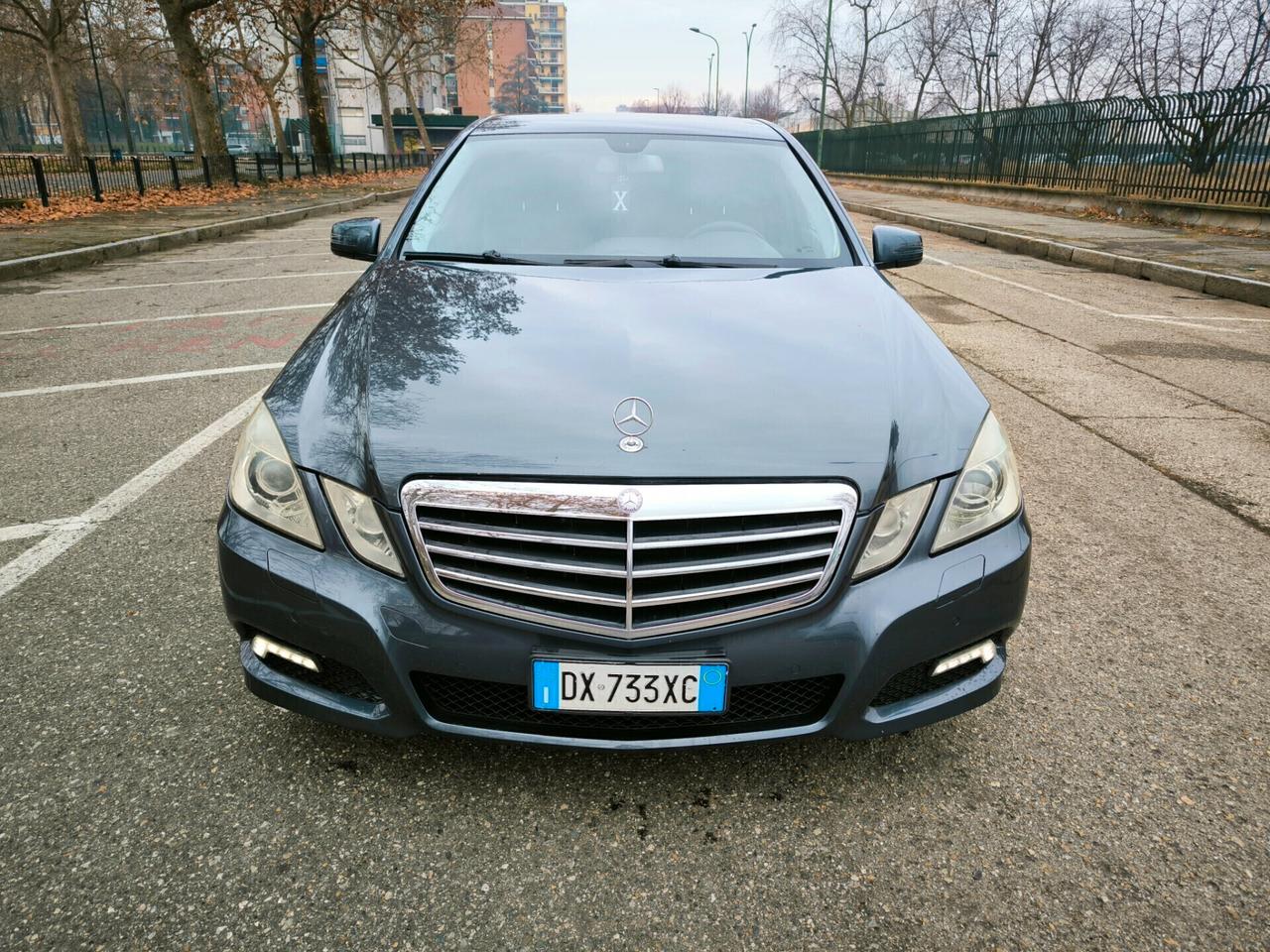 Mercedes-benz E 220 CDI BlueEFFICIENCY Avantgarde AMG