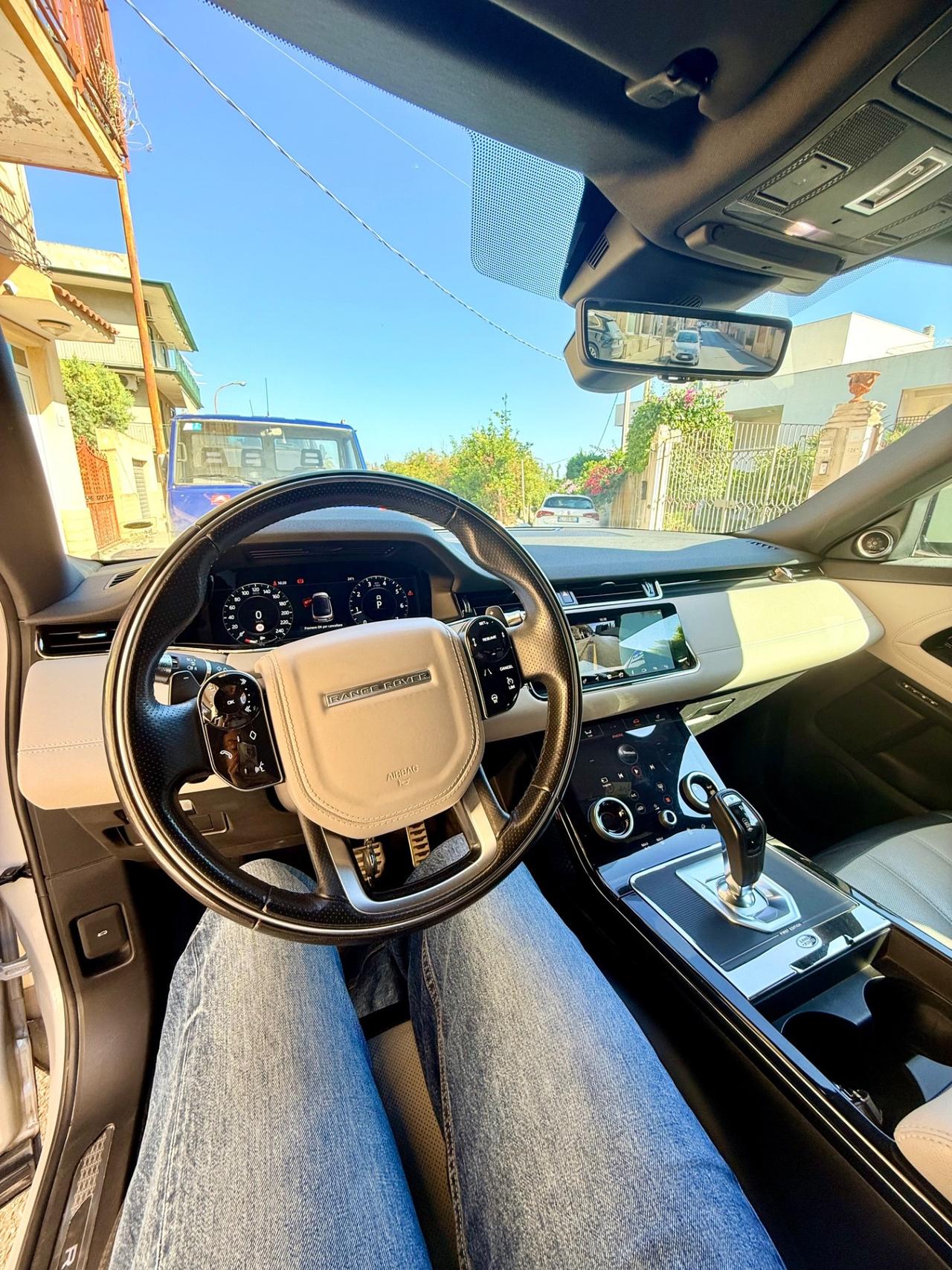Land Rover Range Evoque R-Dynamic
