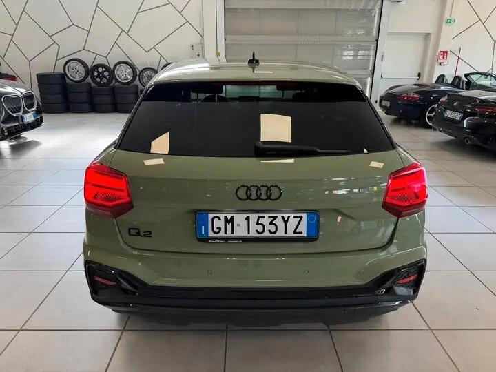 Audi Q2 35 TFSI Identity Black S line