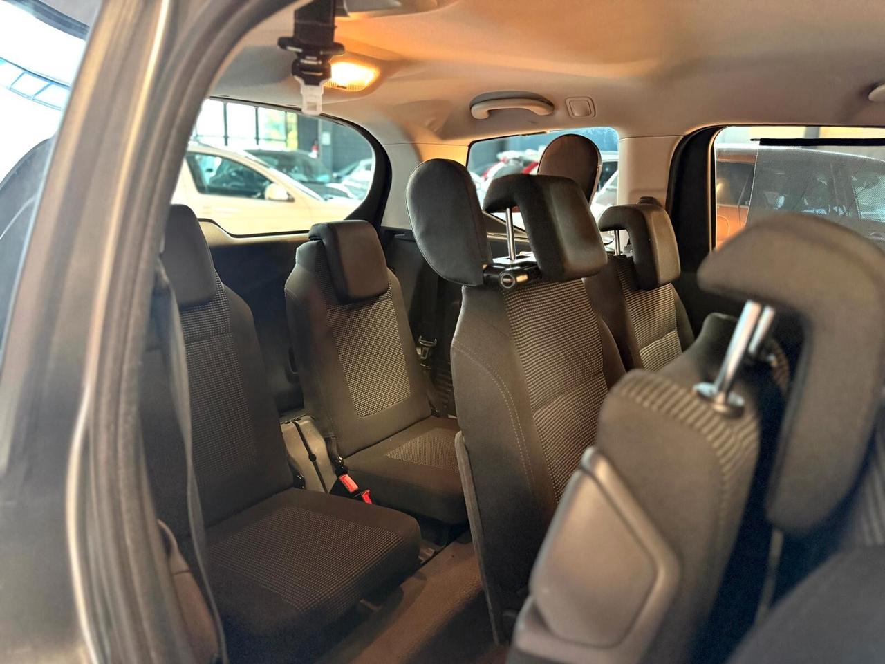 Peugeot 5008 1.6 HDi 112CV Tecno