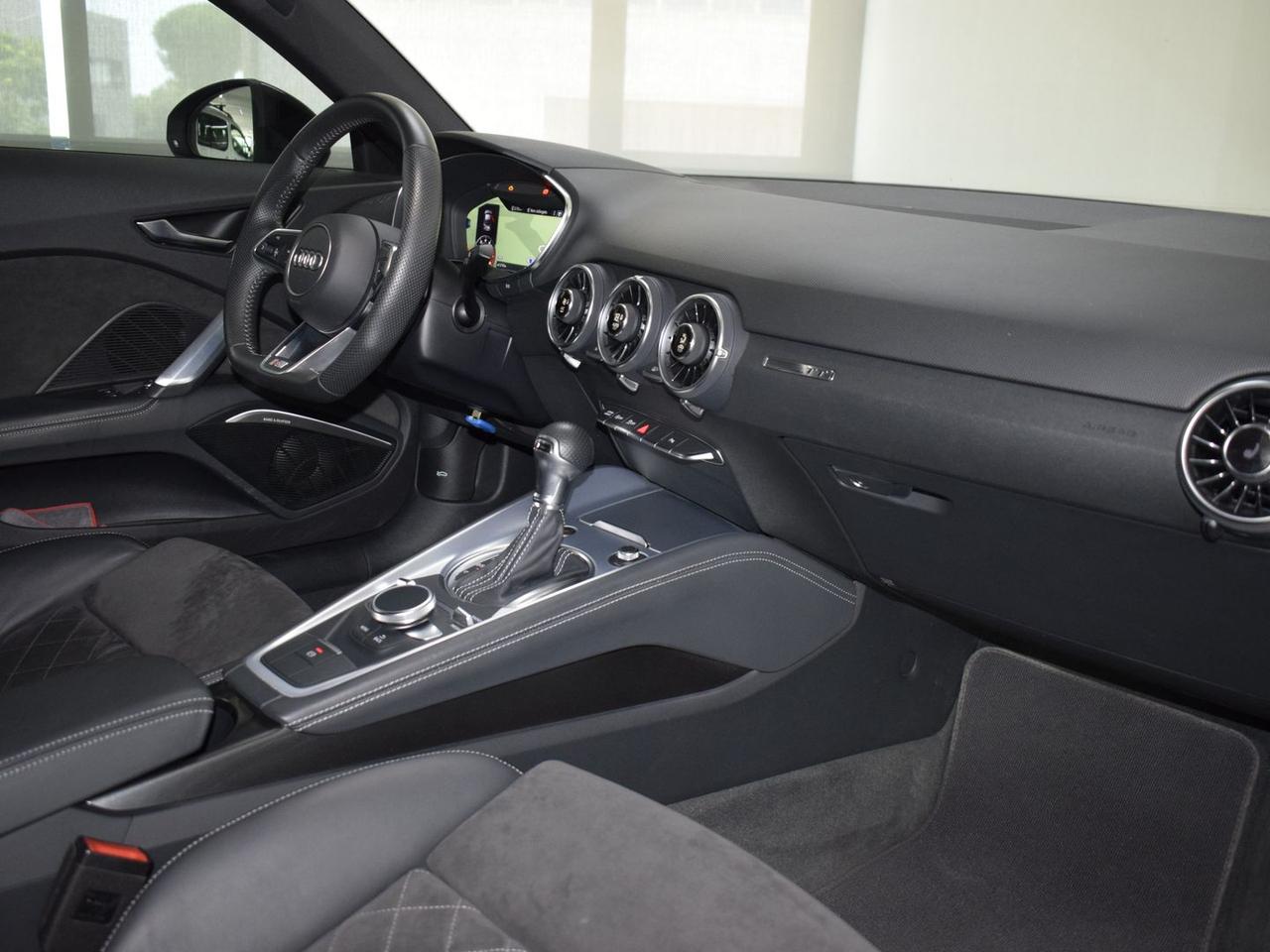 Audi TT 2.0 TFSI S-line Competition #6067