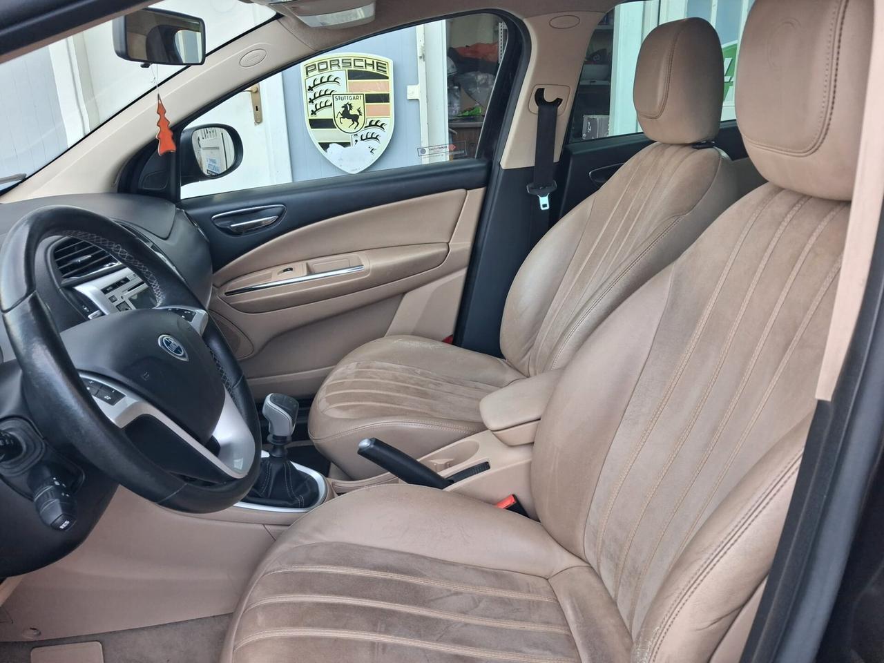 Lancia Delta 1.4 T-Jet 120 CV S Ecochic GPL CASA MADRE TENUTA IN MODO MANIACALE