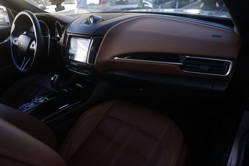 Maserati Levante Maserati Levante V6 Diesel 275 CV AWD Unicoproprietario