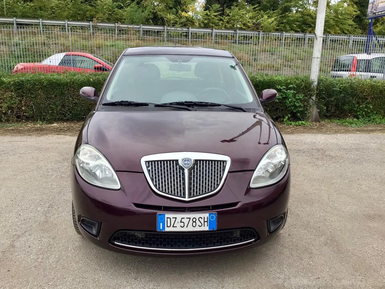 Lancia Ypsilon 1.2 Oro 60 Cv