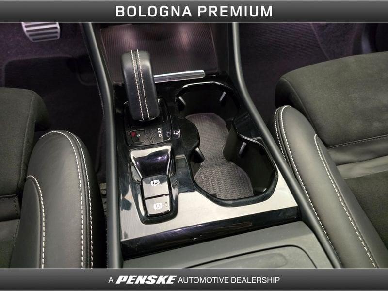Volvo XC40 XC40 T3 Geartronic R-design