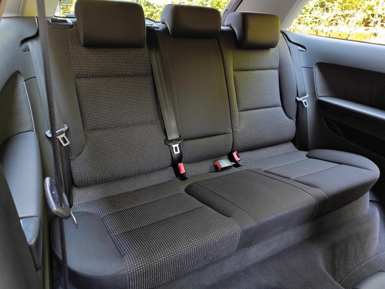 Audi A3 1.6 BENZINA 102cv / 86.000km / Unipro