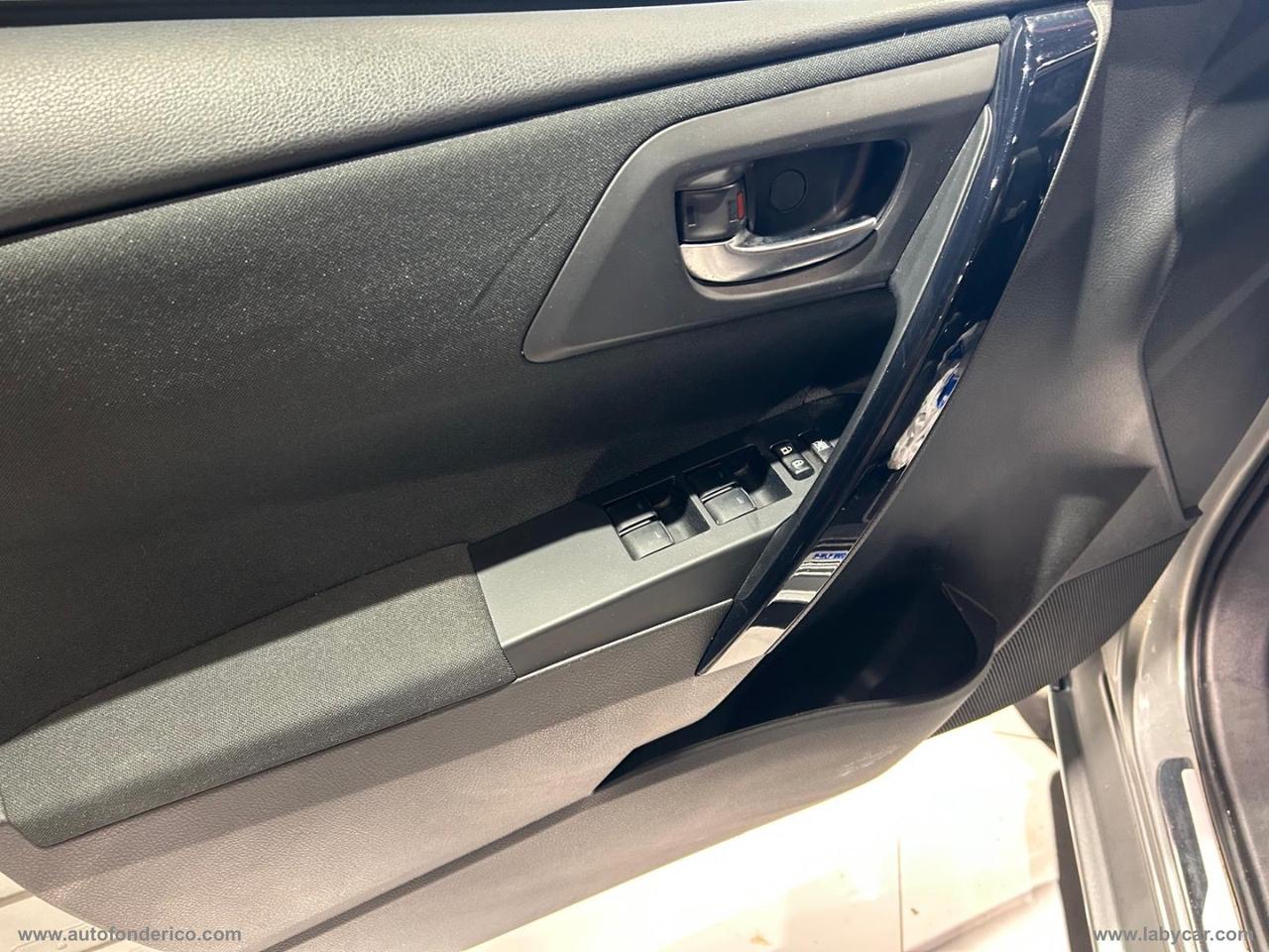 TOYOTA Auris 1.8 Hybrid Active