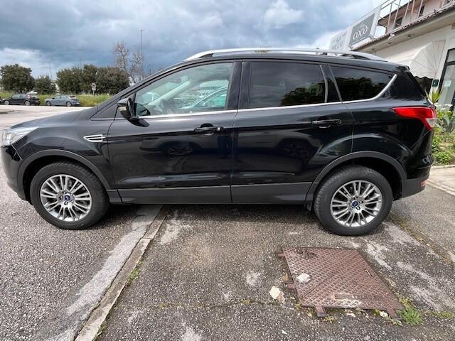 Ford Kuga 2.0 TDCI 140 CV 4WD Titanium