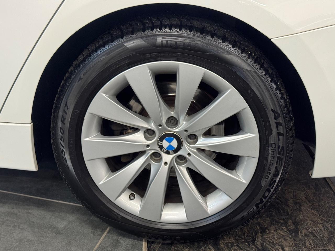 Bmw 320 320d xDrive Touring Modern