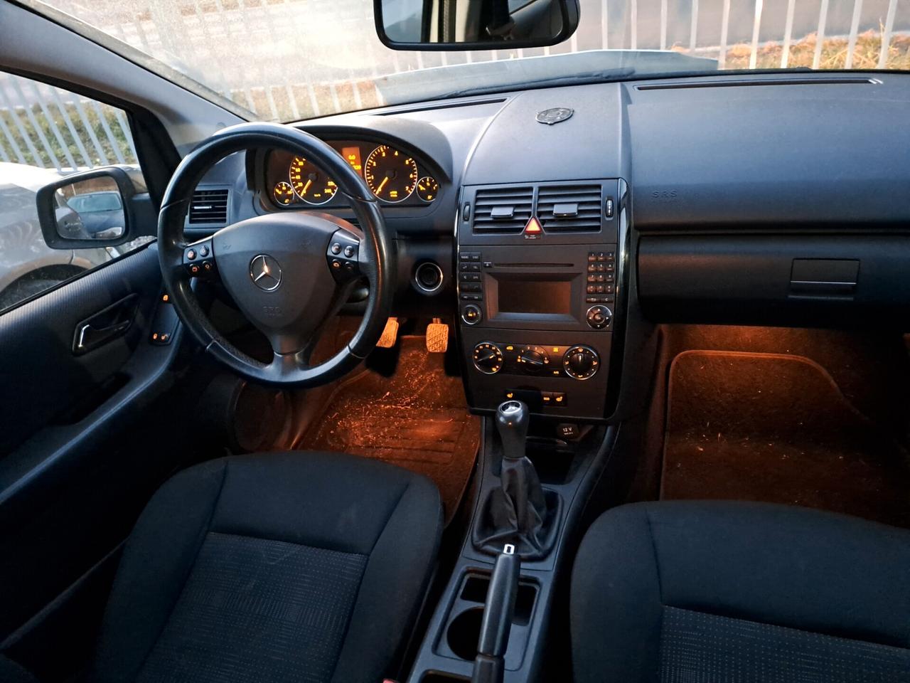 Mercedes-benz A 160 A 160 BlueEFFICIENCY Avantgarde