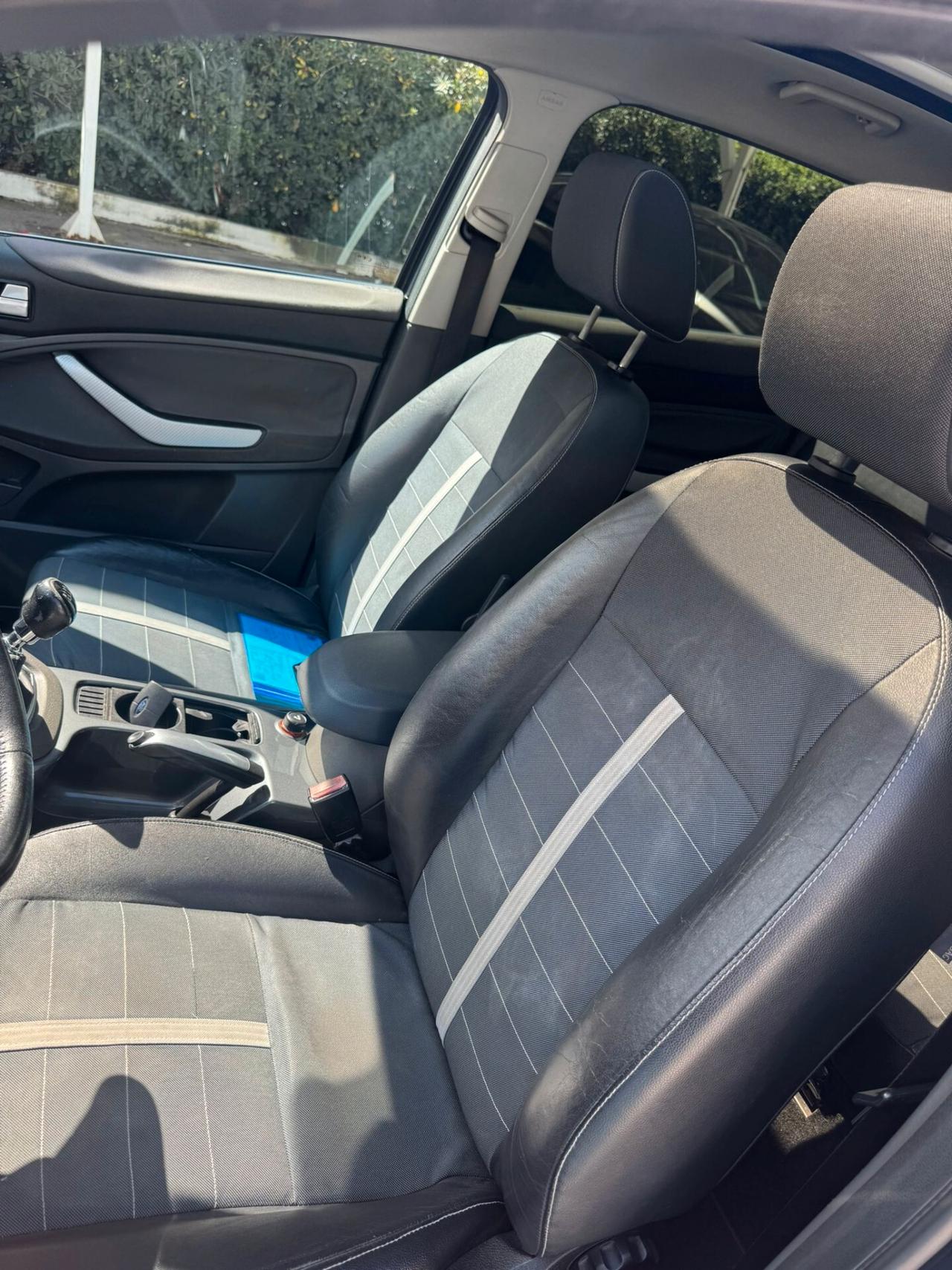 Ford Kuga 2.0 TDCi 136 CV 4WD Titanium DPF