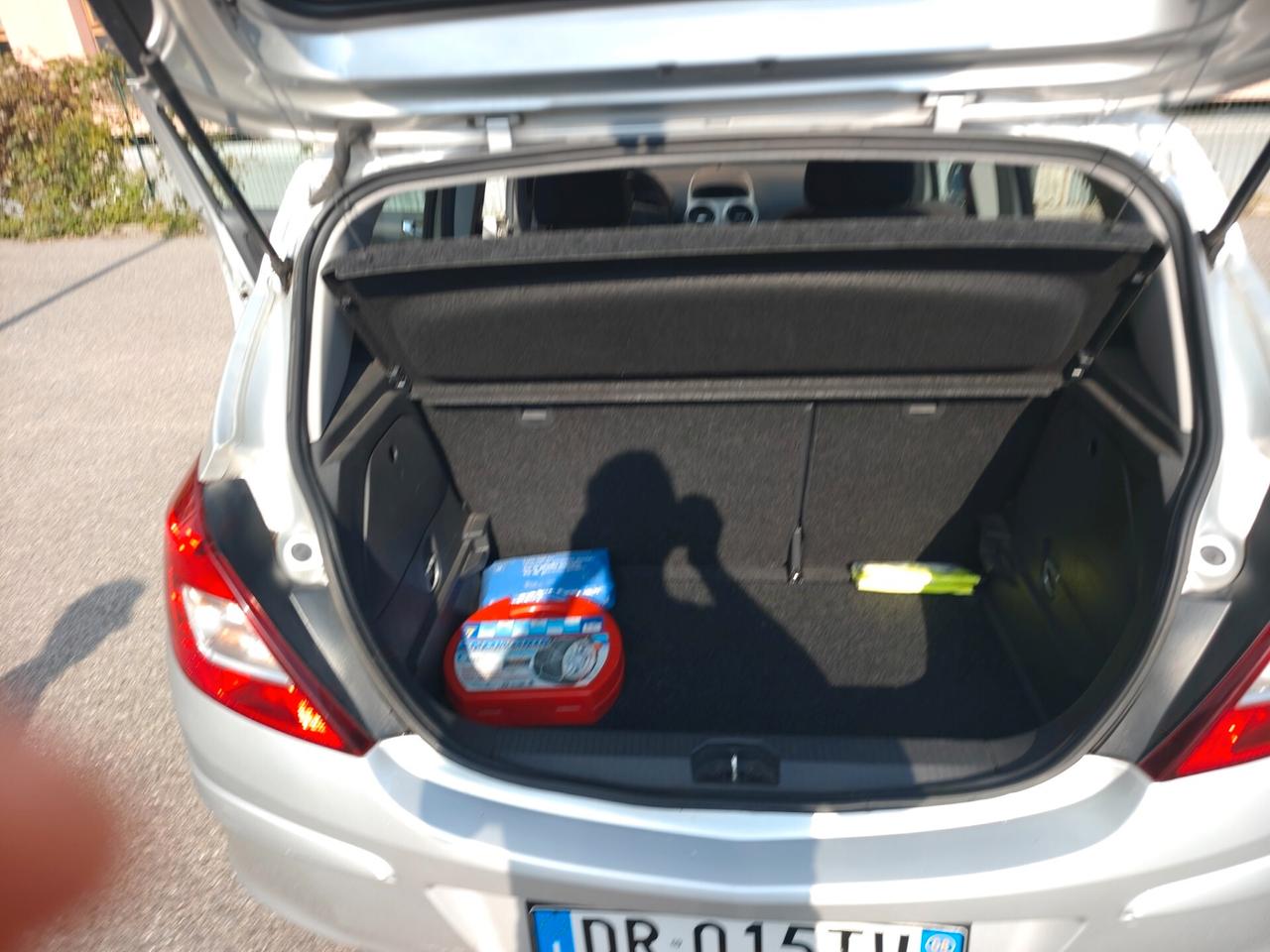Opel Corsa 1.2 Benz 5 porte 55 Milà km certificati