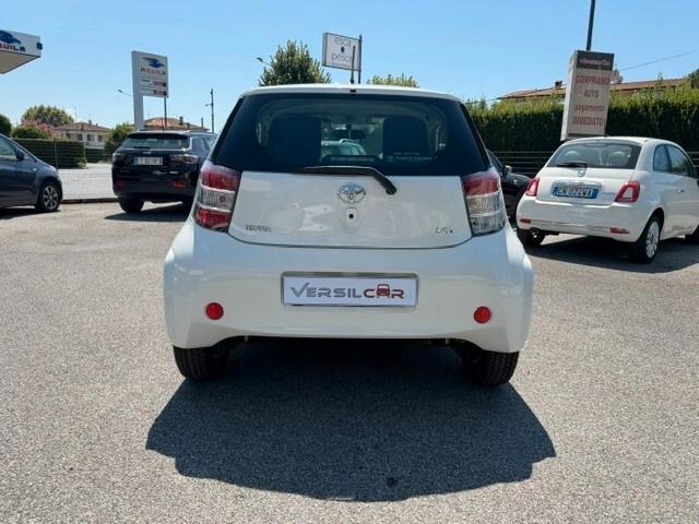 Toyota iQ 1.0 Multidrive