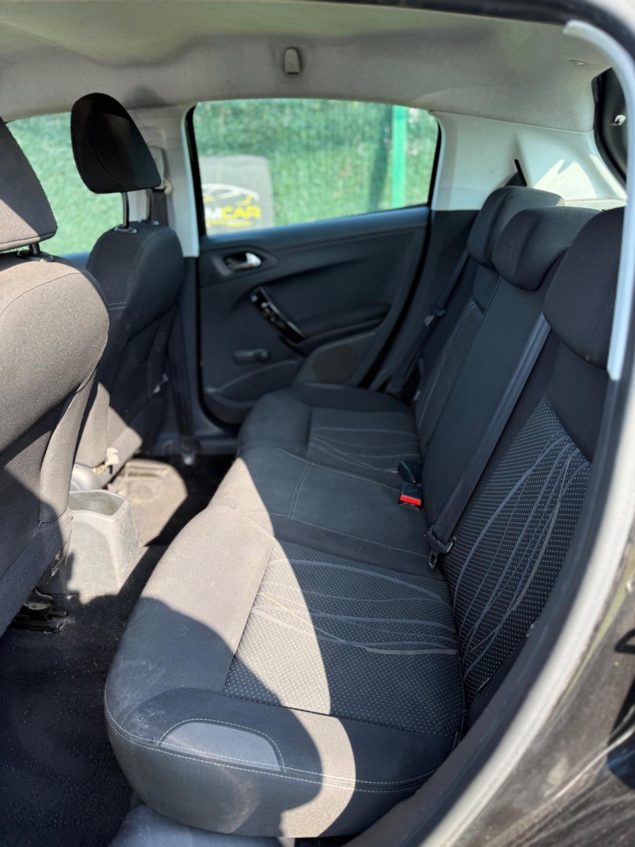 Peugeot 208 2014 1.4 GPL MOTORE DA CONTROLLARE