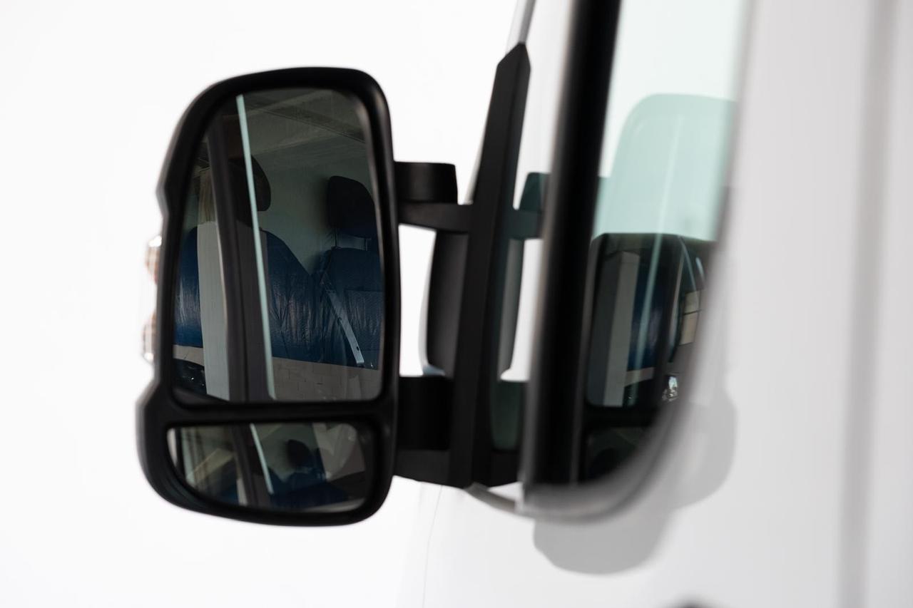 Peugeot Boxer 2.2 bluehdi 140cv ses l2h2 iva esposta