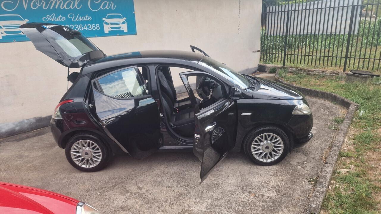 Lancia Ypsilon 1.2 69 CV 5 porte GPL Ecochic Gold
