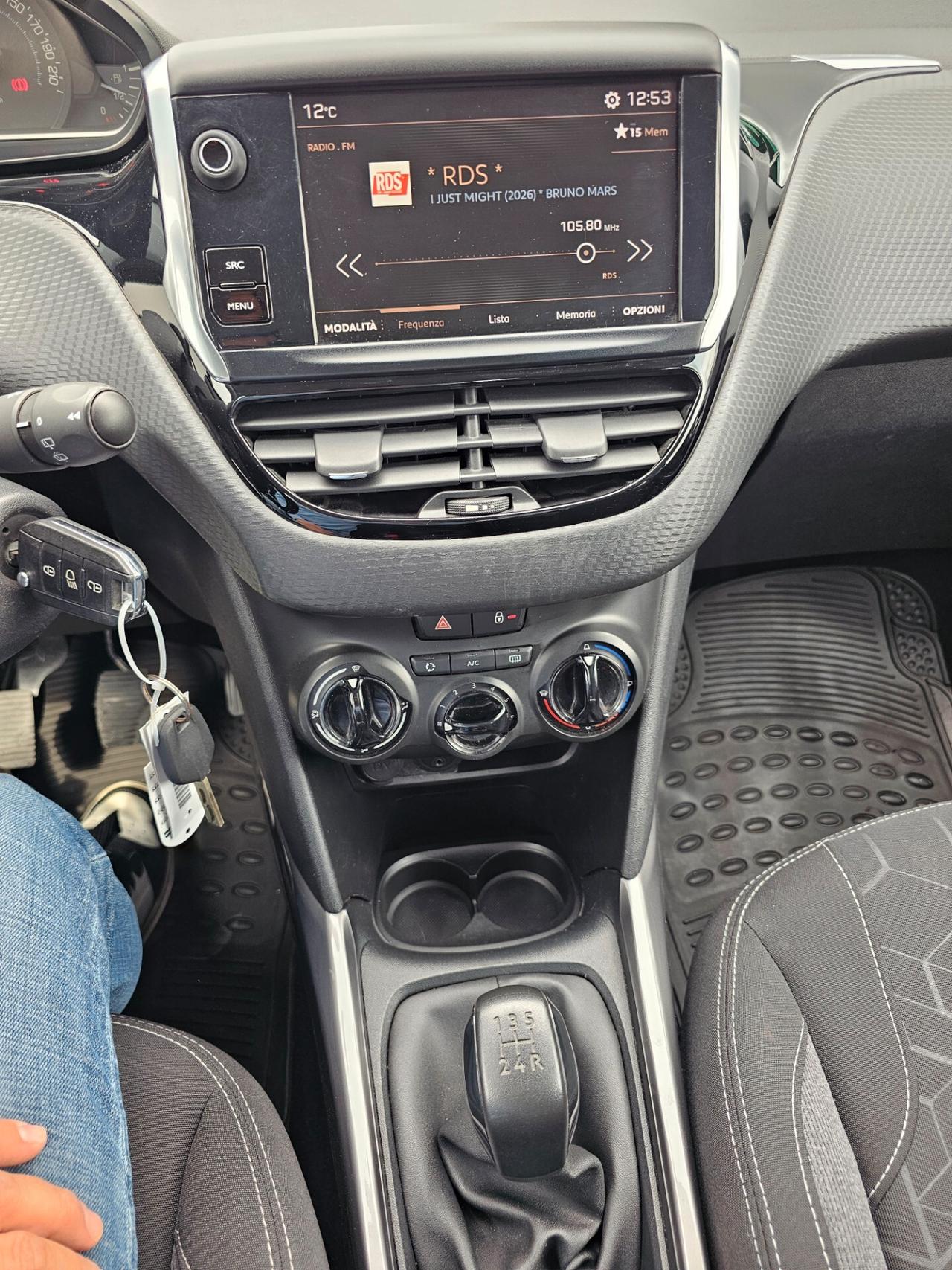 Peugeot 2008 BlueHDi 100 GT Line