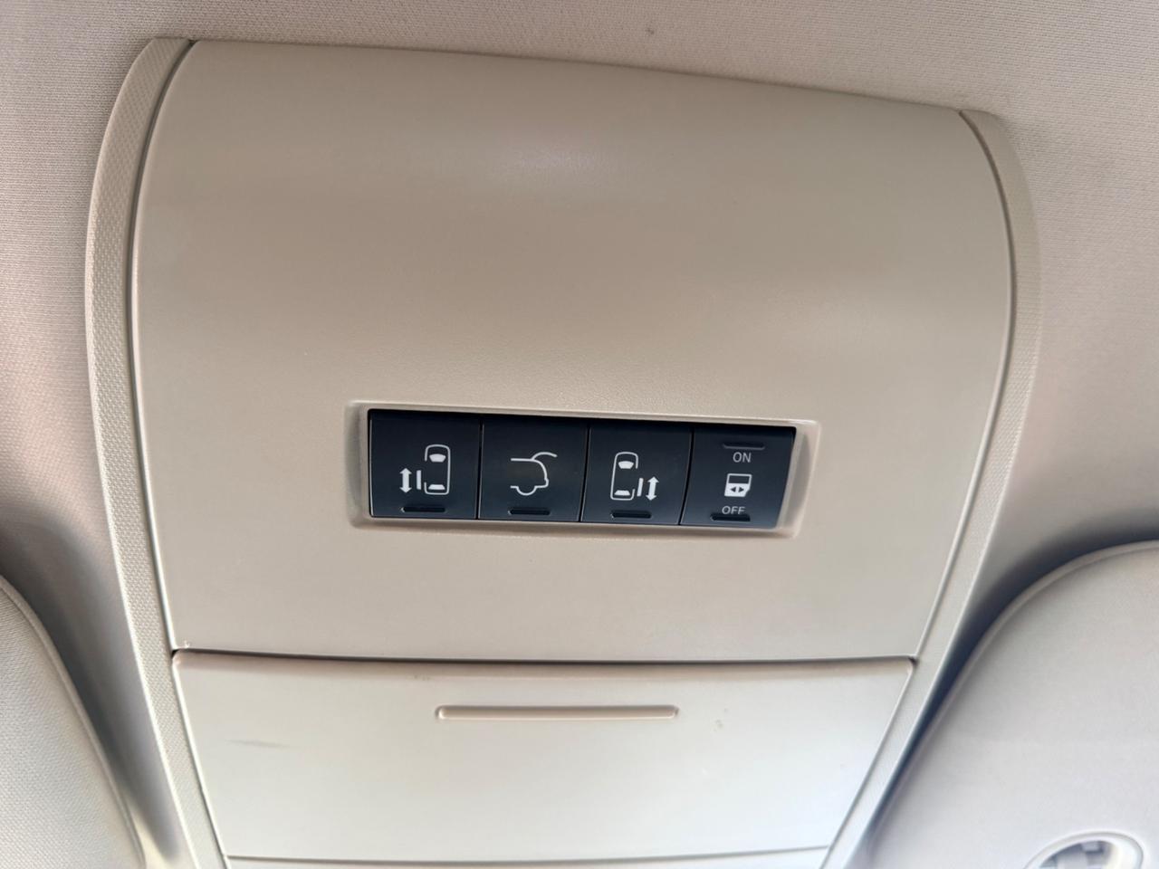 Lancia Voyager 2.8 Turbodiesel Platinum 177 CV