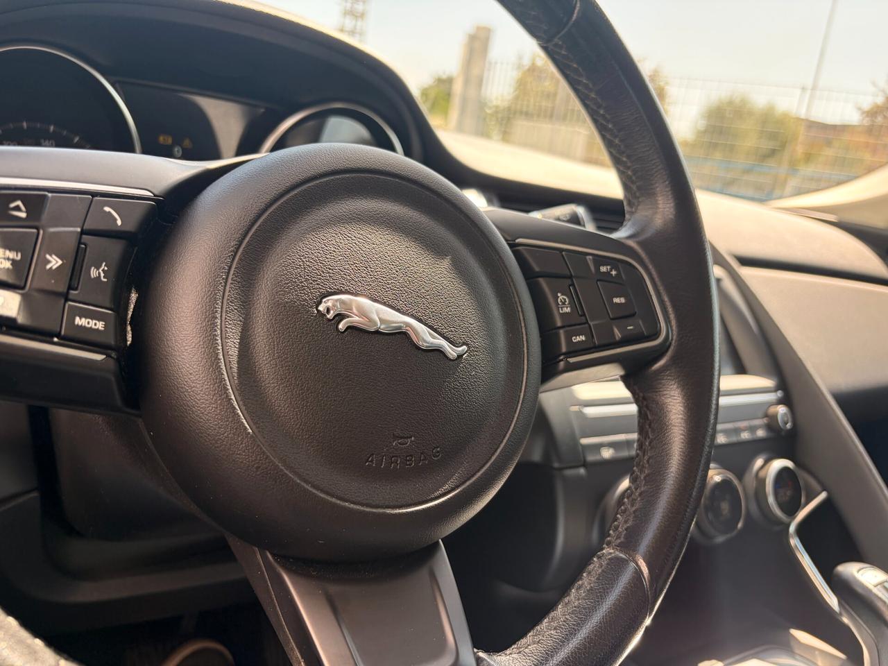 Jaguar E-Pace 2.0D 150 CV AWD aut. HSE